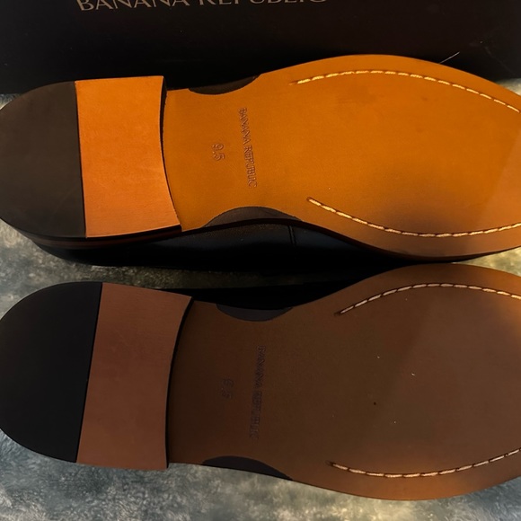 Men’s banana republic brand new in box. - Picture 2 of 4